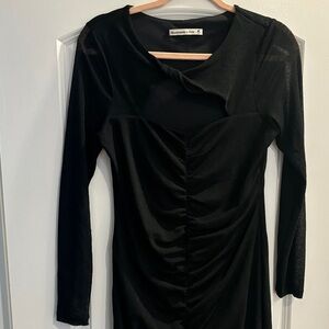 Last call ❗️Abercrombie & Fitch Black Ruched Long Sleeve Midi Dress